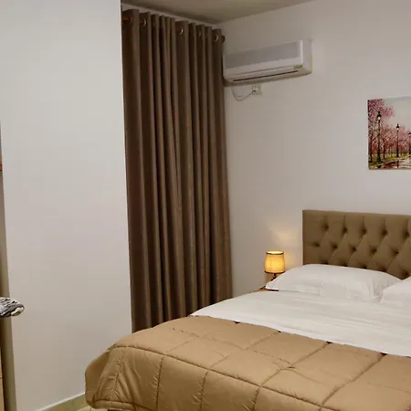 View By アパート *